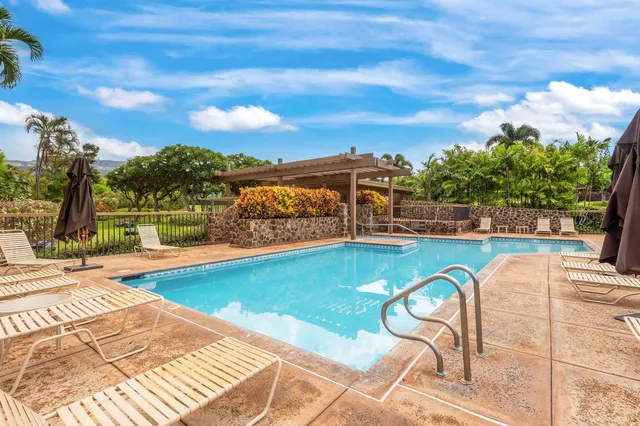 $1,350,000 | 50 Puu Anoano Street, Unit 1704, Lahaina, HI 96761