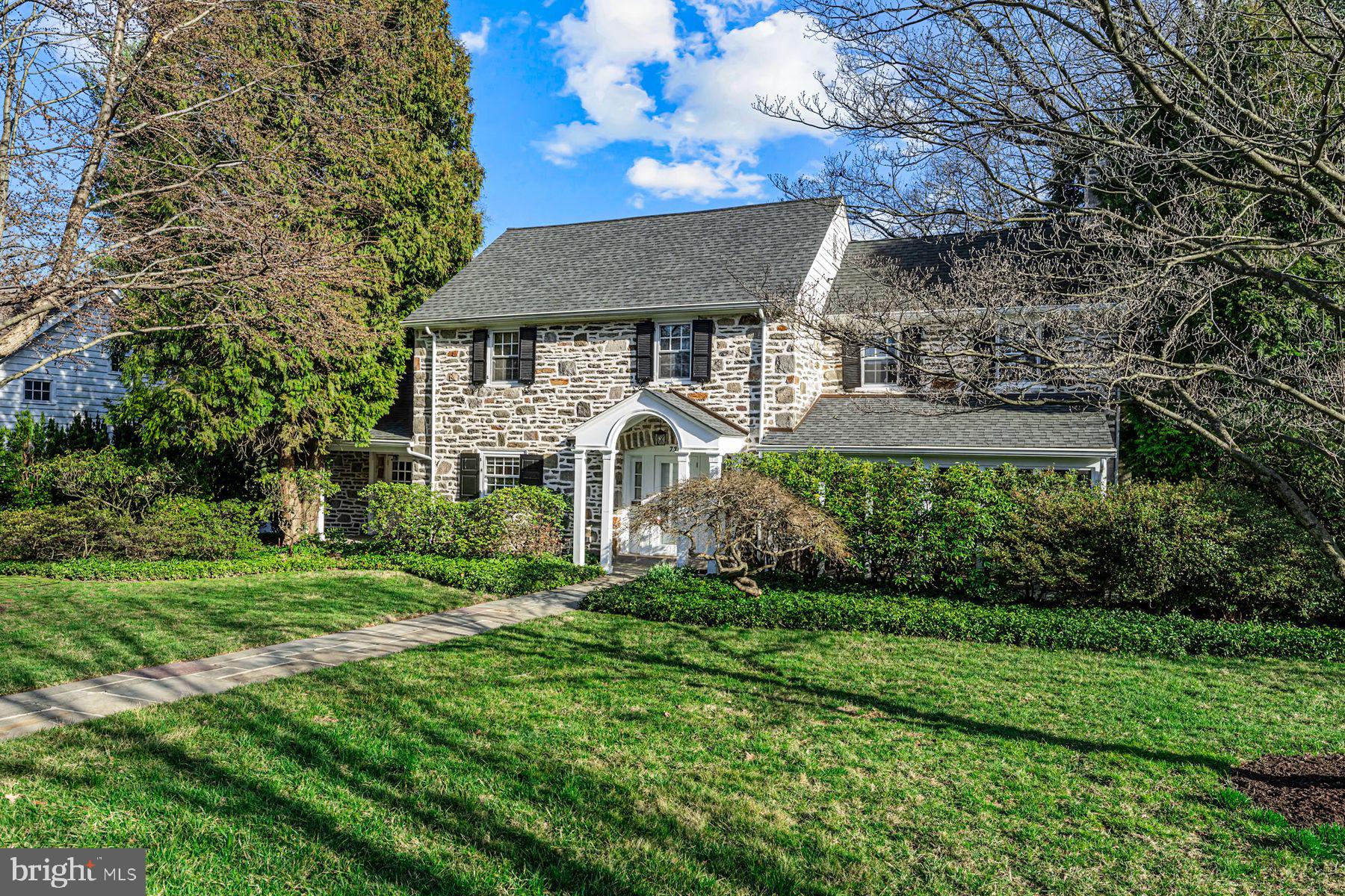 735 Clarendon Road Penn Valley, PA 19072 - Photo 8 of 36