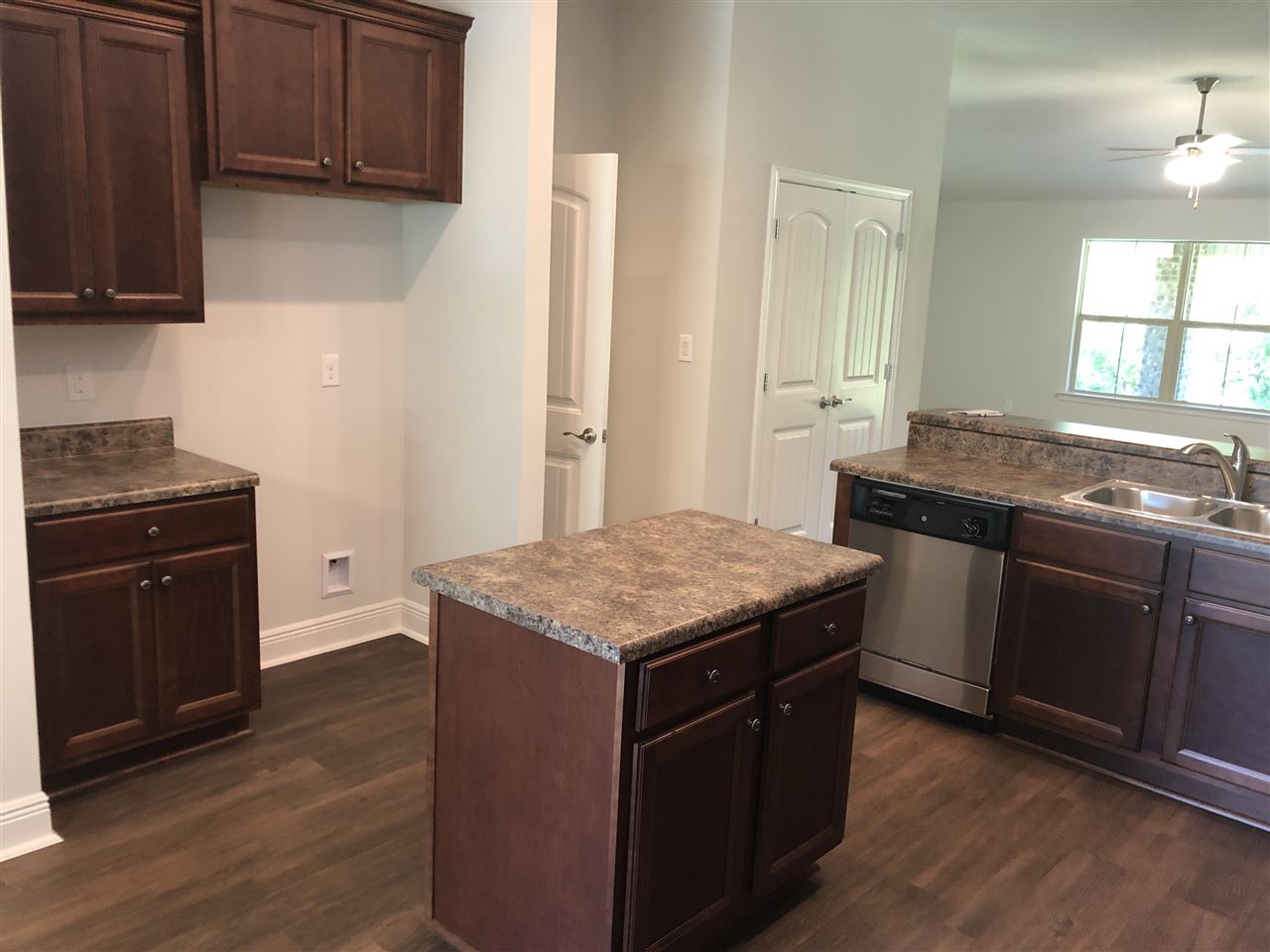 14961 Silveroaks Loop Silverhill, AL 36576 - Photo 5 of 22