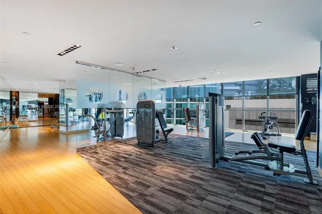 $5,000 | 900 Biscayne Boulevard, Unit 2408, Miami, FL 33132