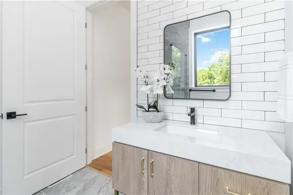 $5,500 | 1554 Columbia Circle, Decatur, GA 30032