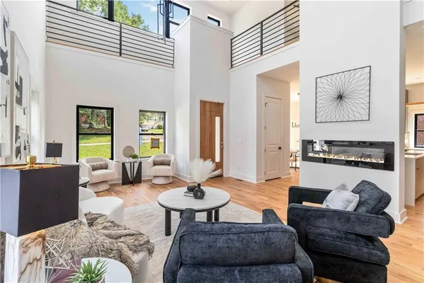 $5,500 | 1554 Columbia Circle, Decatur, GA 30032