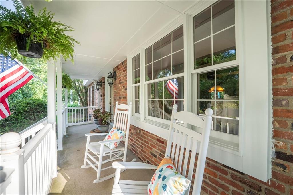 829 Ridgefield Avenue Pittsburgh, PA 15216 - Photo 5 of 50 a view of balcony with furniture