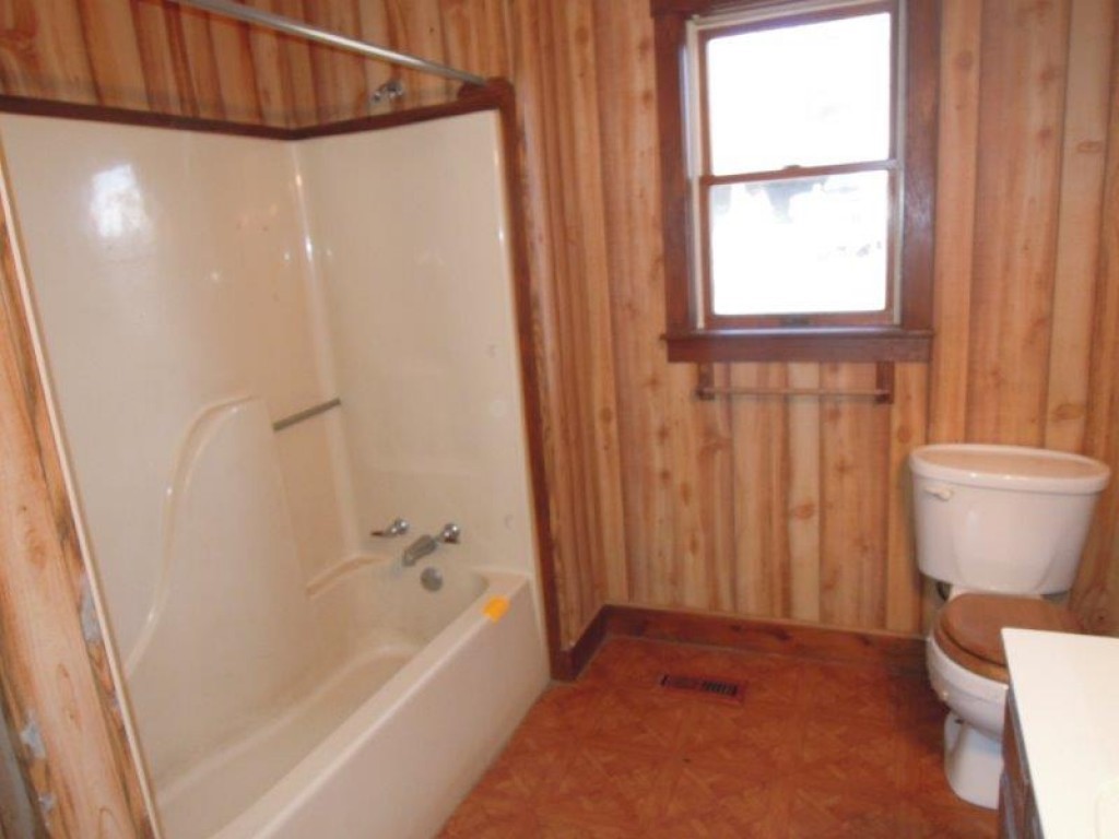 83 Bellows Falls Road Putney, VT 05346 - Photo 22 of 29
