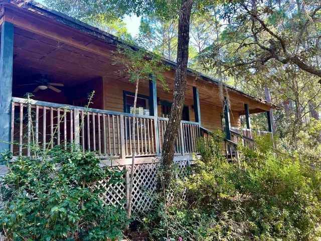 $239,900 | 84 Chattahoochee Street, Panacea, FL 32346