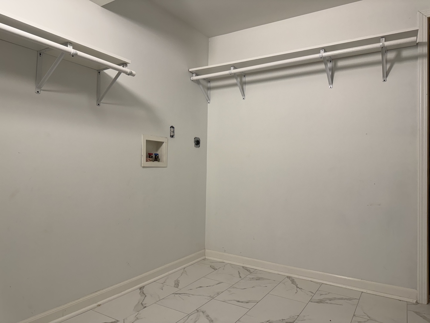 612 15th Avenue Sterling, IL 61081 - Photo 26 of 33 a view of walk in closet