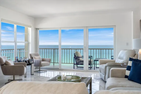 $820,000 | 1021 Hillsboro Mile, Unit 1008, Hillsboro Beach, FL 33064