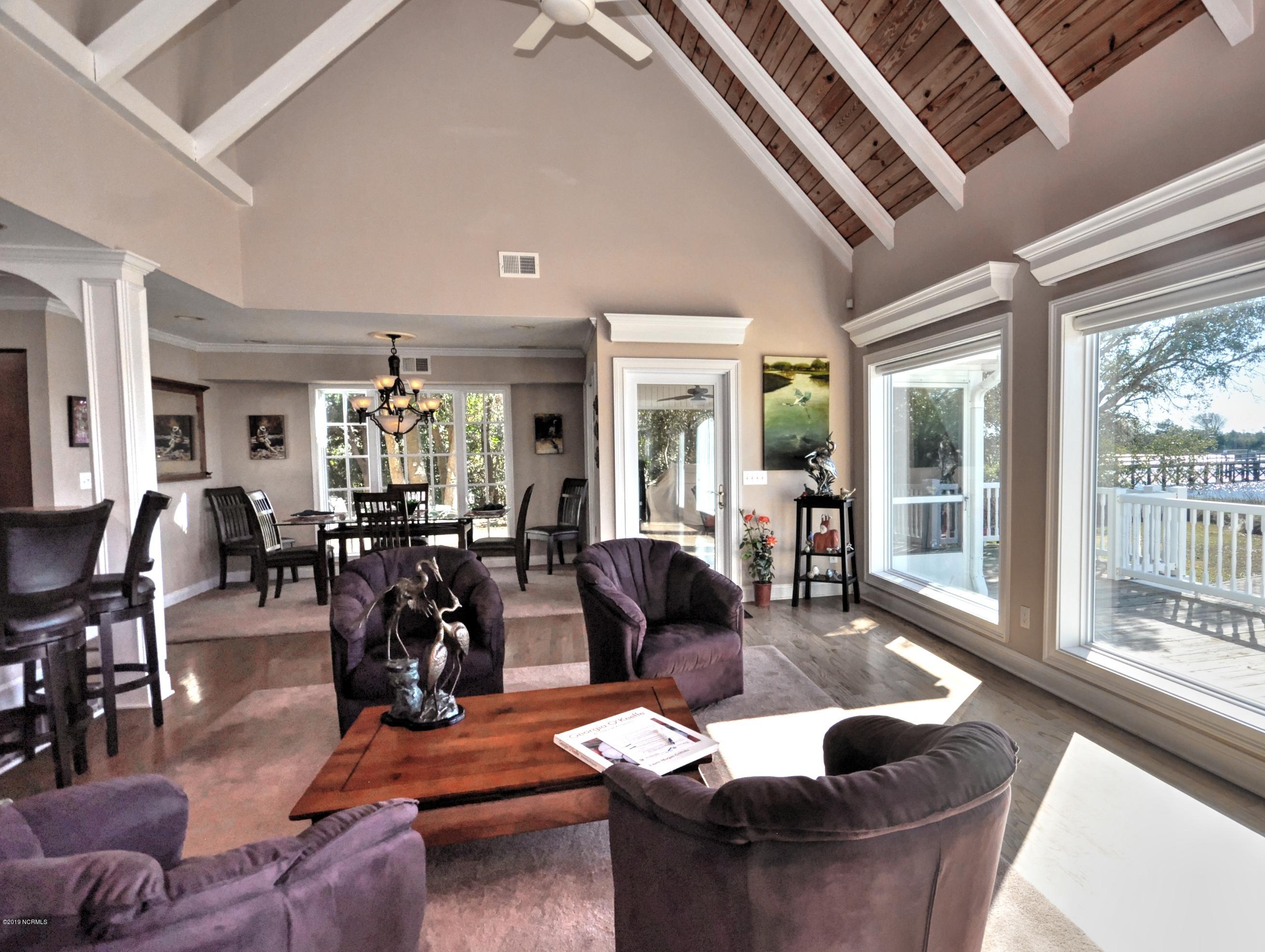 6835 Roberta Road Southwest Ocean Isle Beach, NC 28469 - Photo 12 of 59 LR4