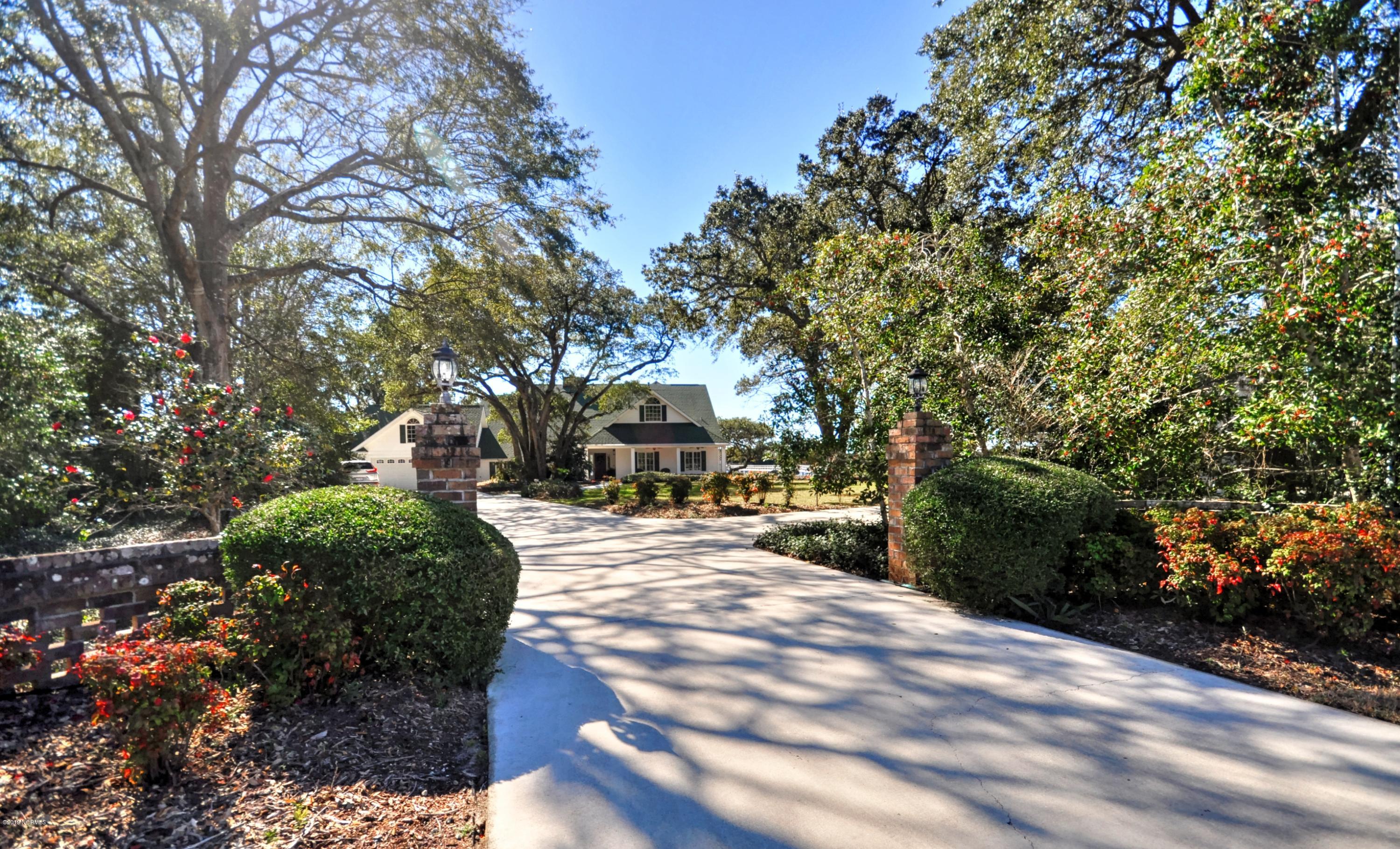 6835 Roberta Road Southwest Ocean Isle Beach, NC 28469 - Photo 4 of 59 Exterior