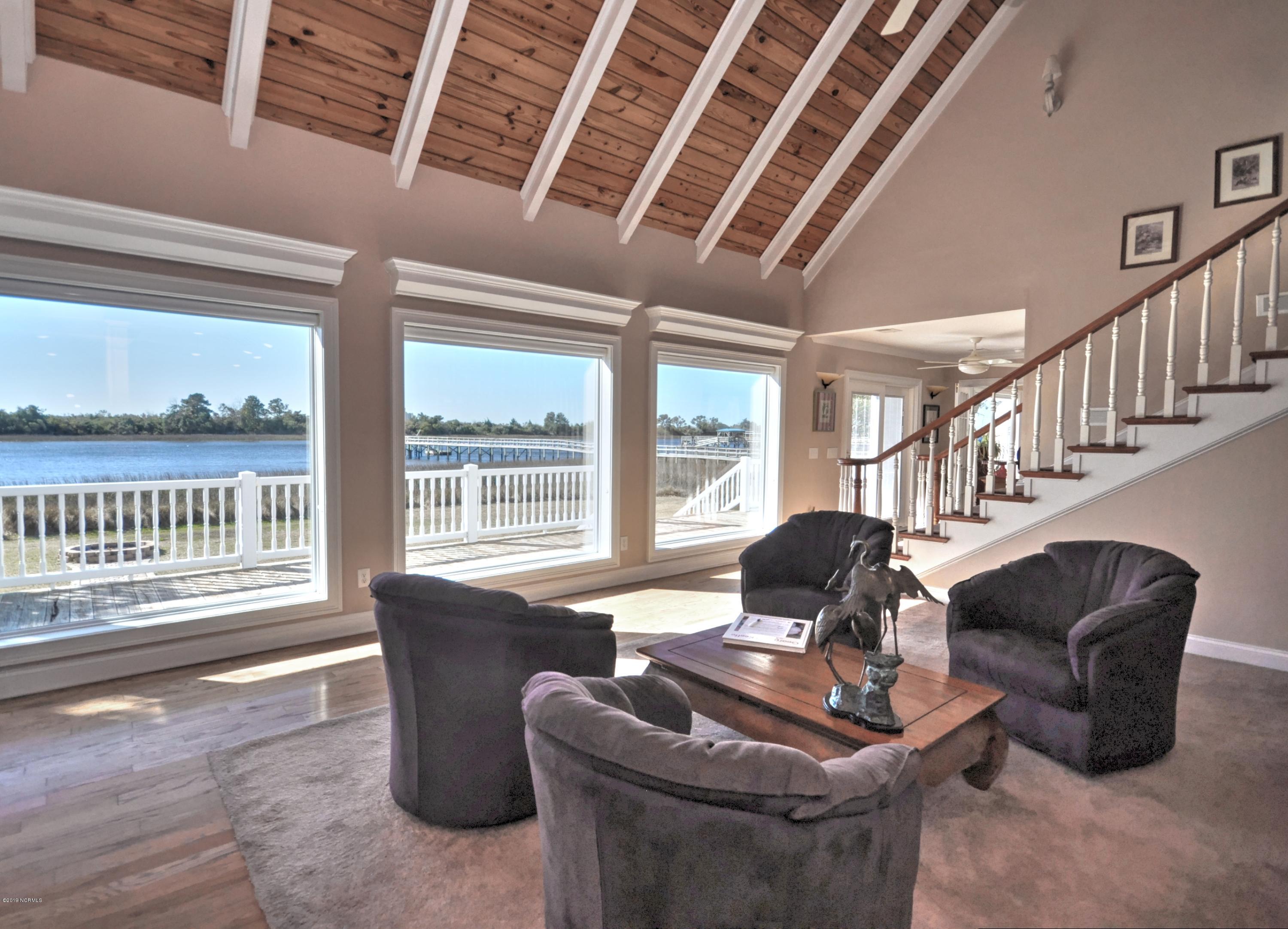 6835 Roberta Road Southwest Ocean Isle Beach, NC 28469 - Photo 10 of 59 LR2