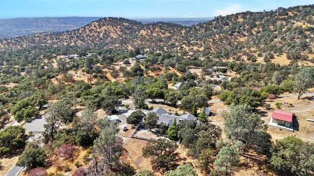 $605,000 | 33867 Jennifer Court, Coarsegold, CA 93614