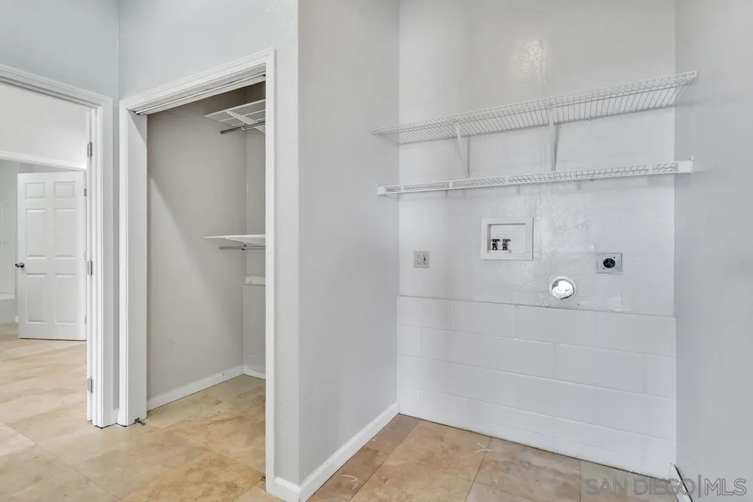 23611-13 Old Ranch Road Alpine, CA 91901 - Photo 16 of 25 a view of bathroom