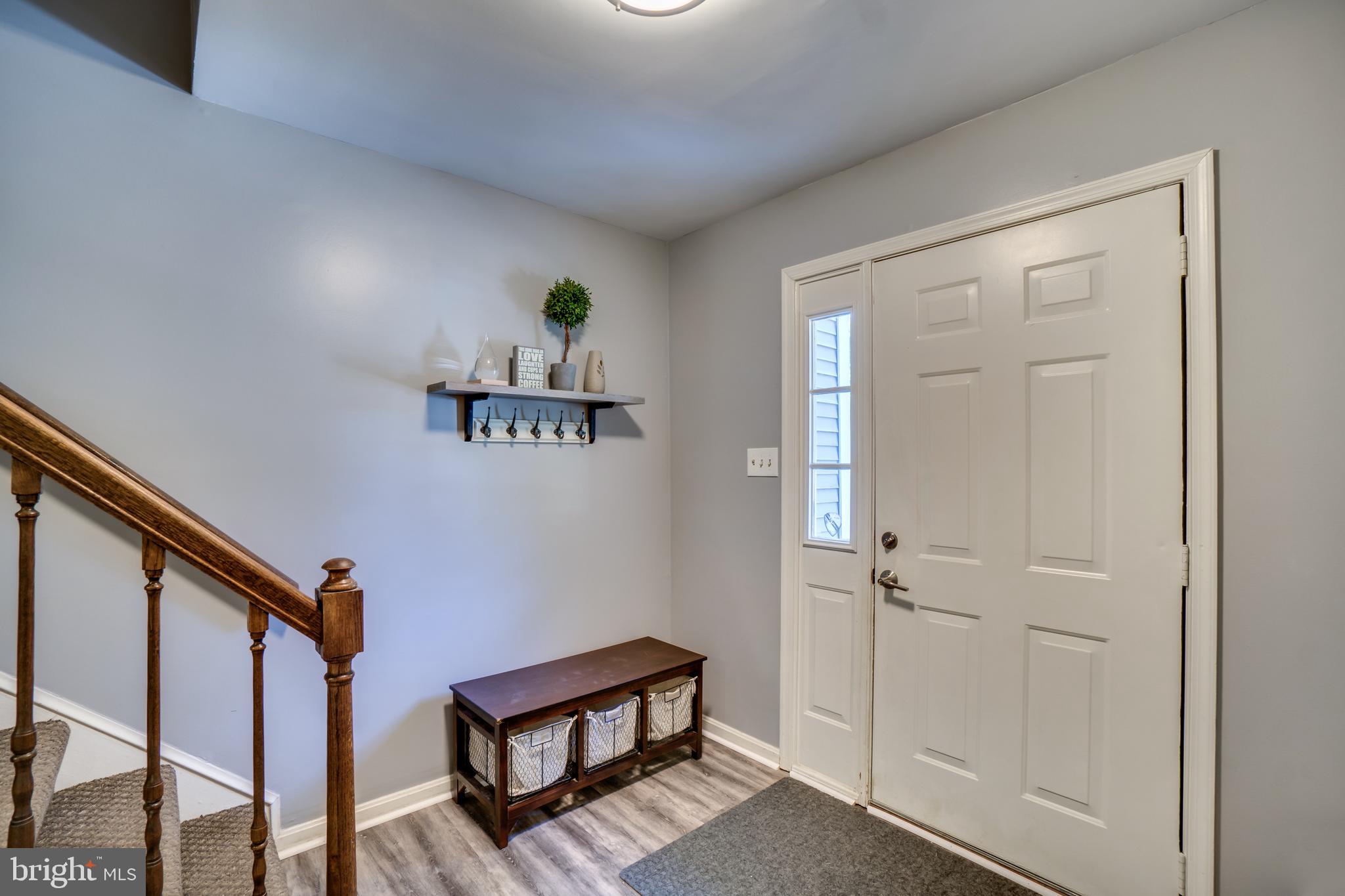 7383 Stream Way Springfield, VA 22152 - Photo 2 of 30 Foyer