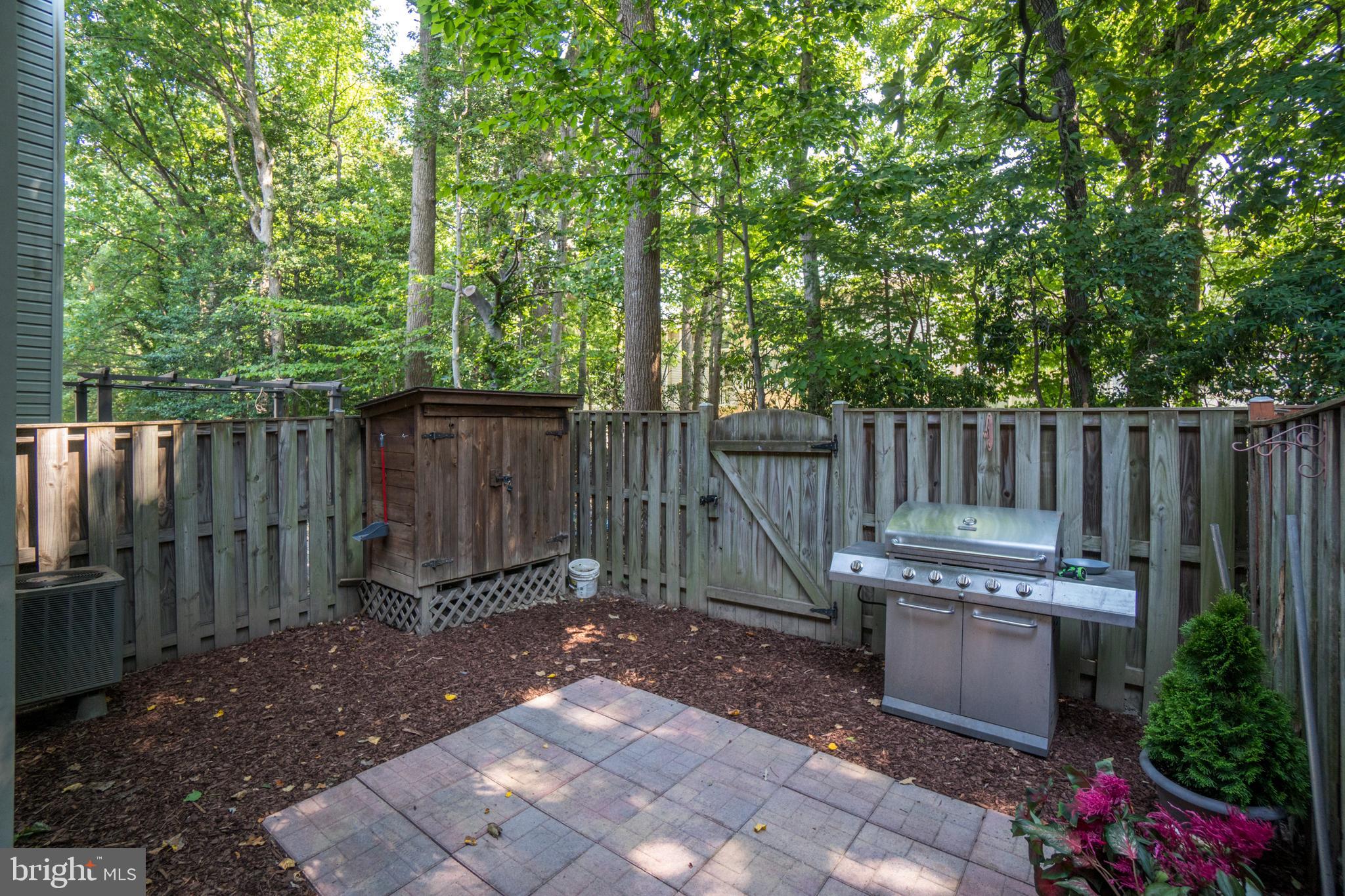 7383 Stream Way Springfield, VA 22152 - Photo 28 of 30 Rear, Fenced Yard