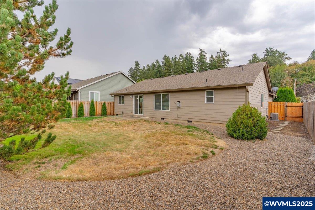 2248 Equestrian Loop South Salem, OR 97302 - Photo 33 of 40