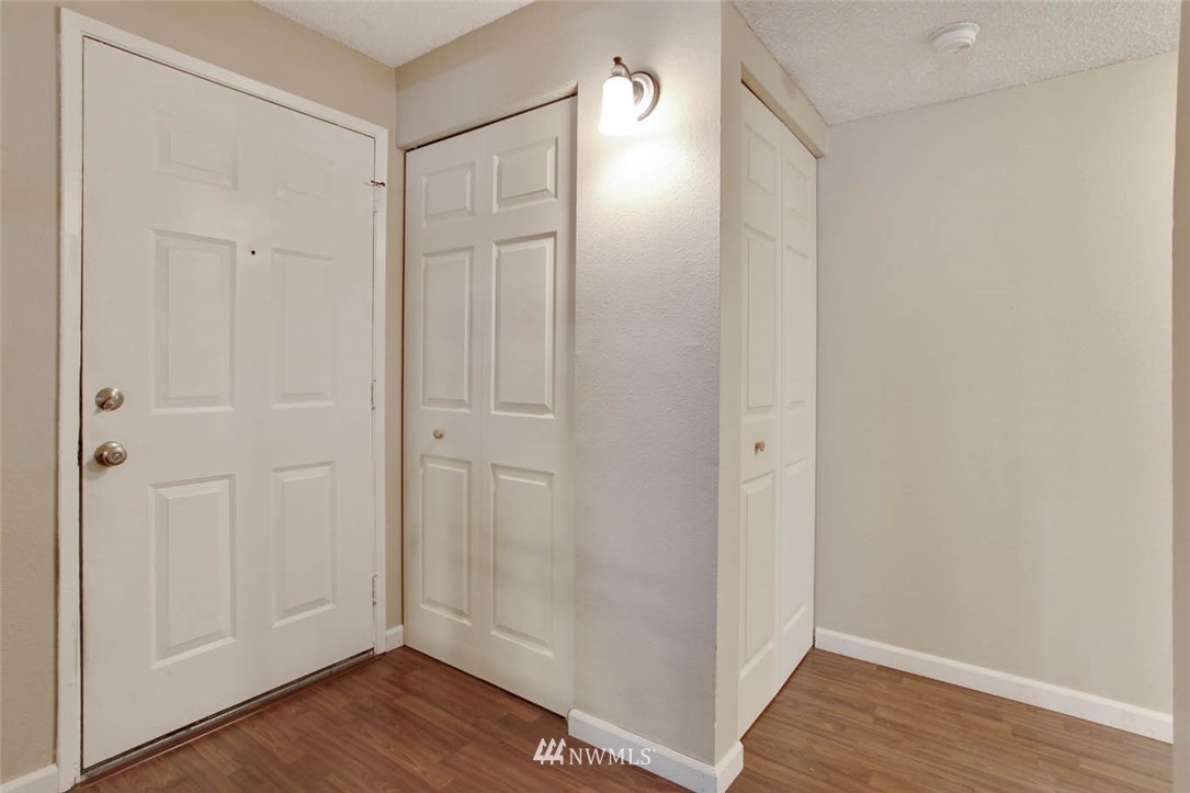 17533 151st Avenue Southeast, Unit 87 Renton, WA 98058 - Photo 5 of 25 Gallery Image 5