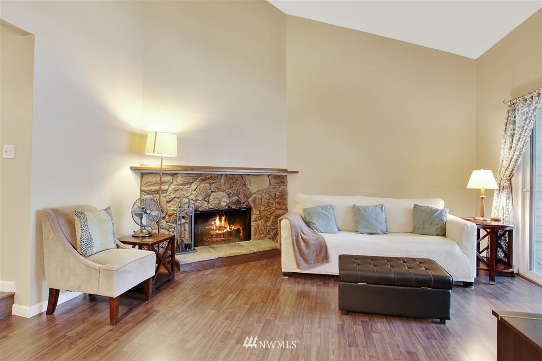 17533 151st Avenue Southeast, Unit 87 Renton, WA 98058 - Photo 7 of 25 Gallery Image 7