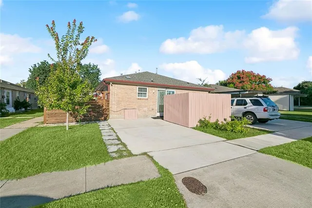 $1,150 | 2818 Tugie Drive, Unit A, Metairie, LA 70003