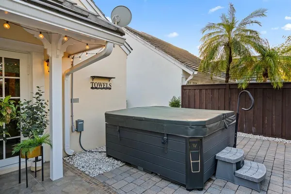$5,200 | 9937 Northwest 47th Terrace, Doral, FL 33178