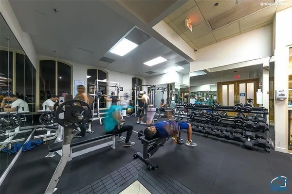 $5,200 | 9937 Northwest 47th Terrace, Doral, FL 33178