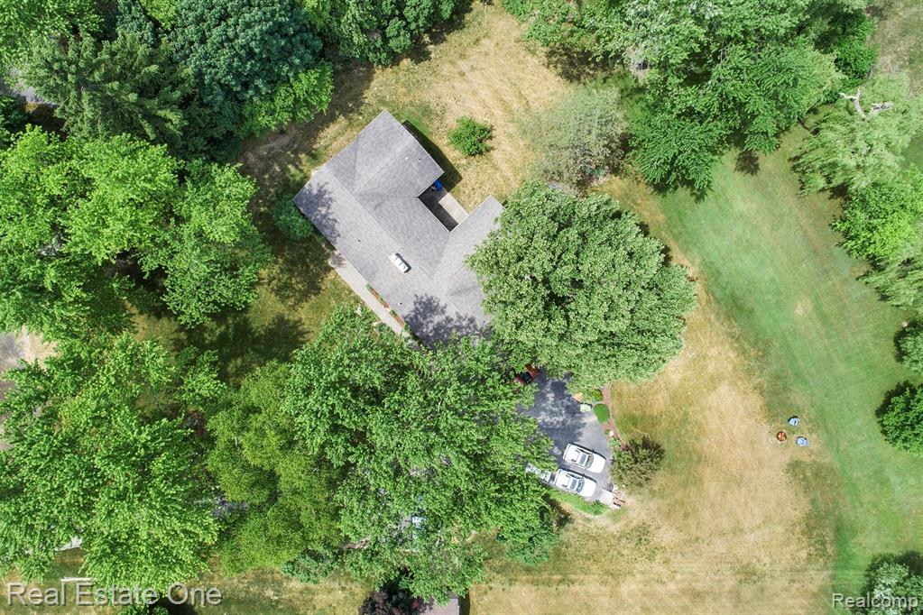 865 Viewland Drive Rochester Hills, MI 48309 - Photo 6 of 90