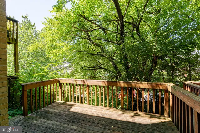 $3,800 | 2162 Kings Garden Way, Falls Church, VA 22043