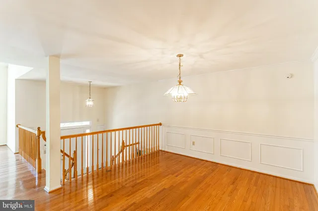 $3,800 | 2162 Kings Garden Way, Falls Church, VA 22043