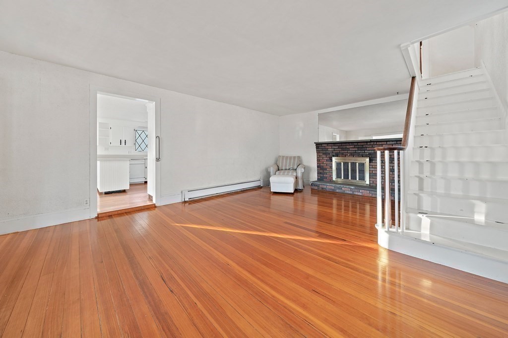 334 Rock Island Road Quincy, MA 02169 - Photo 12 of 42 Gallery Image 12