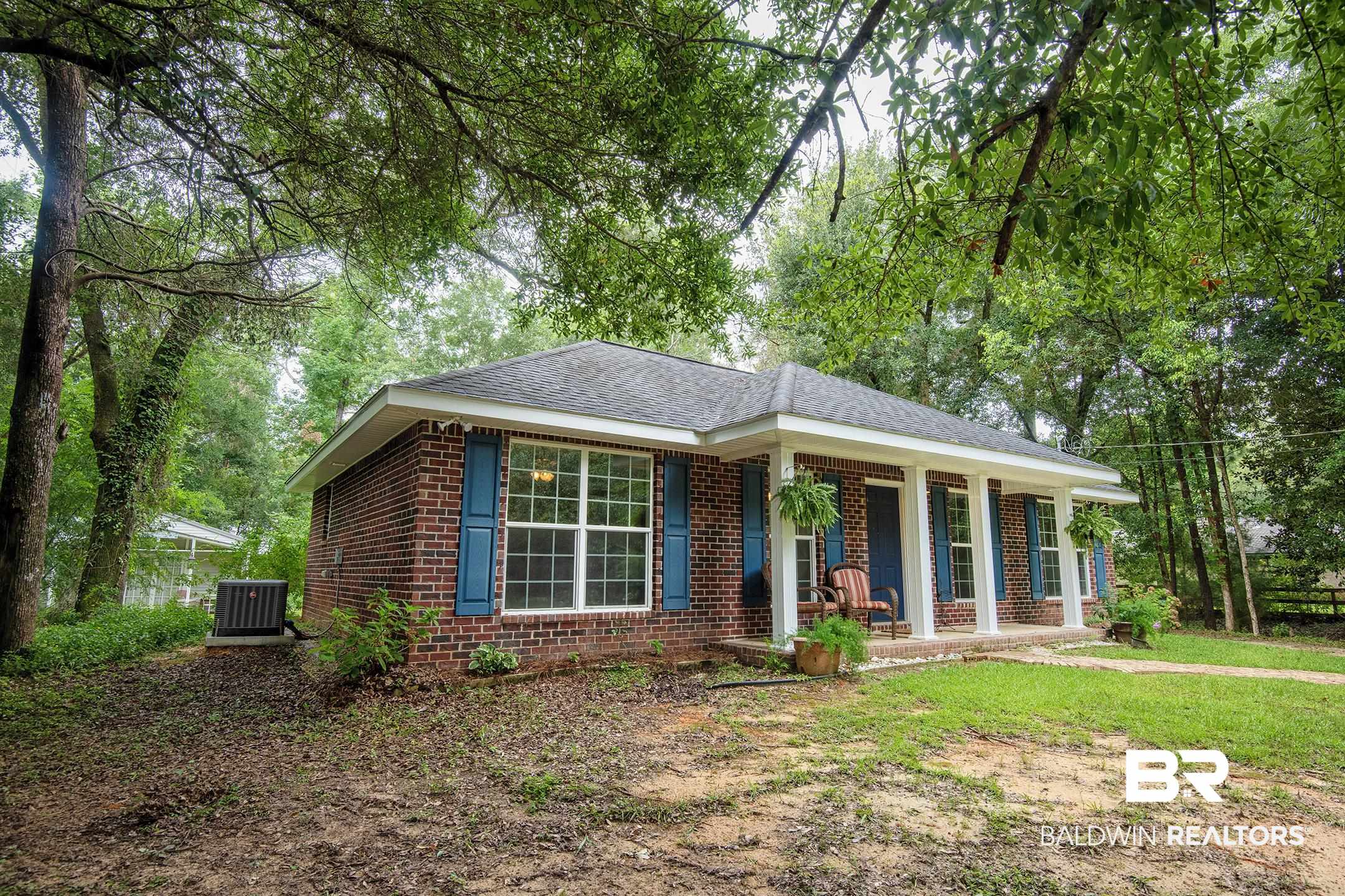 6304 Henshaw Road Fairhope, AL 36532 - Photo 3 of 35