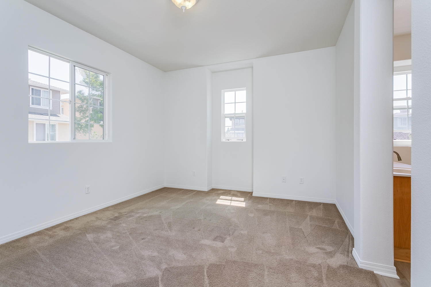 407 Flathead River Street Oxnard, CA 93036 - Photo 18 of 23 18