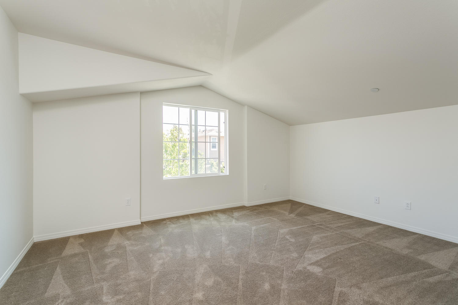 407 Flathead River Street Oxnard, CA 93036 - Photo 21 of 23 21