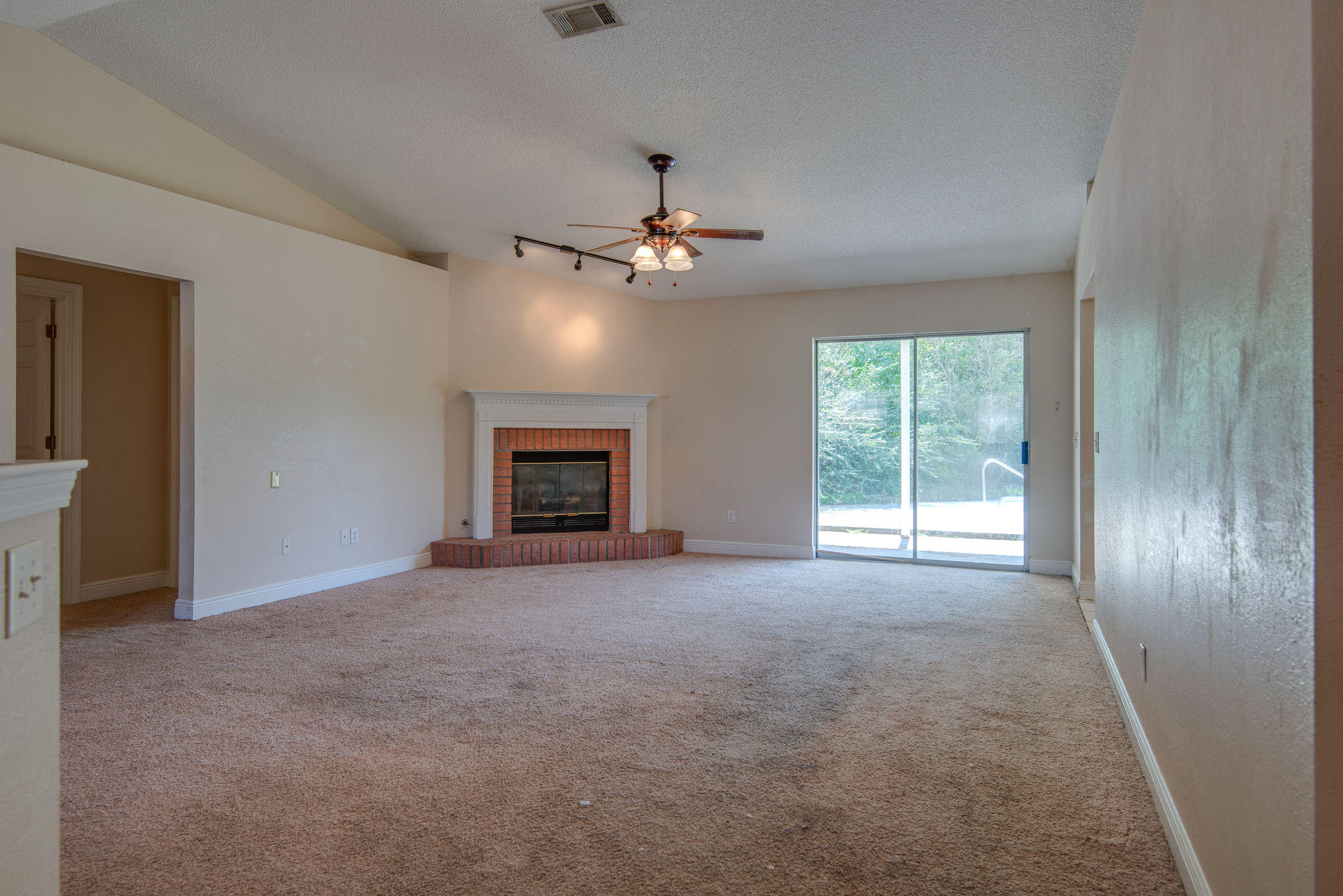 3099 Red Fern Road Cantonment, FL 32533 - Photo 8 of 29