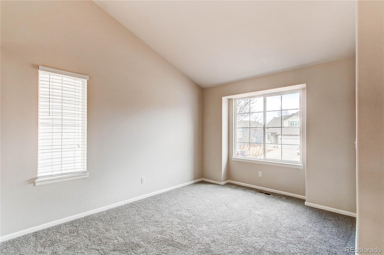 468 West English Sparrow Trail Highlands Ranch, CO 80129 - Photo 3 of 42