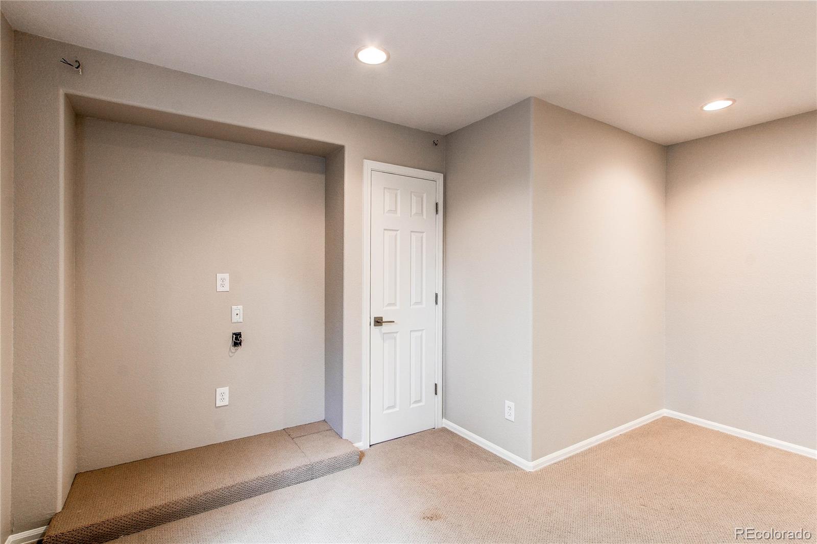 468 West English Sparrow Trail Highlands Ranch, CO 80129 - Photo 31 of 42