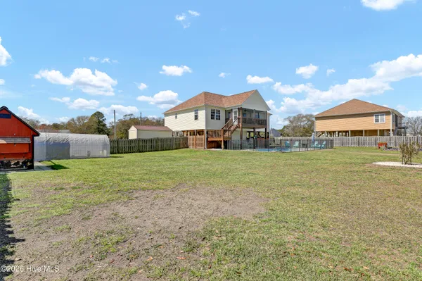 $775,000 | 413 Beacon Lane, Sneads Ferry, NC 28460