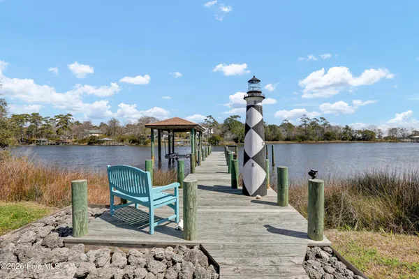 $775,000 | 413 Beacon Lane, Sneads Ferry, NC 28460