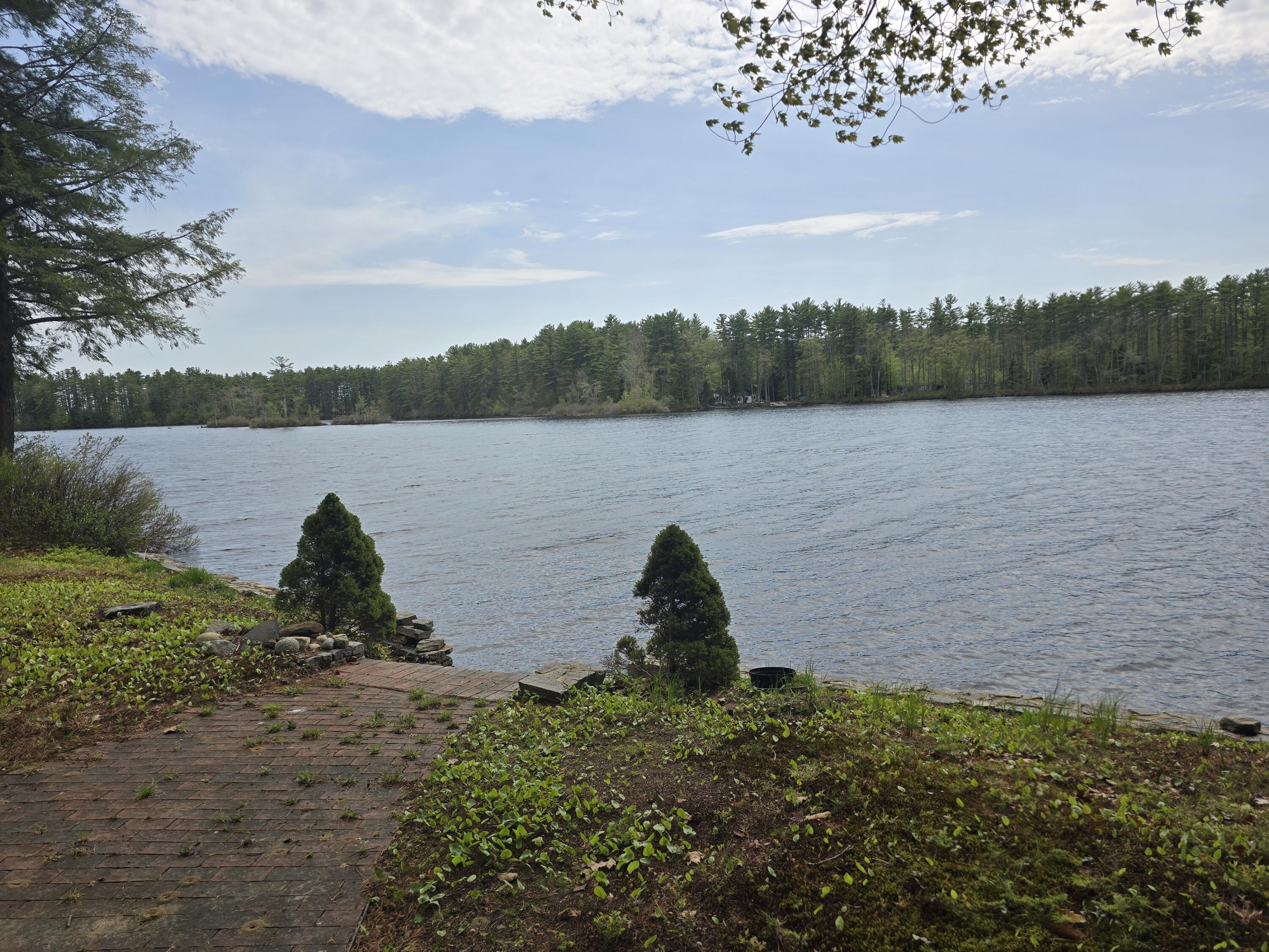 158 Pine Point Road Oxford, ME 04270 - Photo 4 of 49 3210