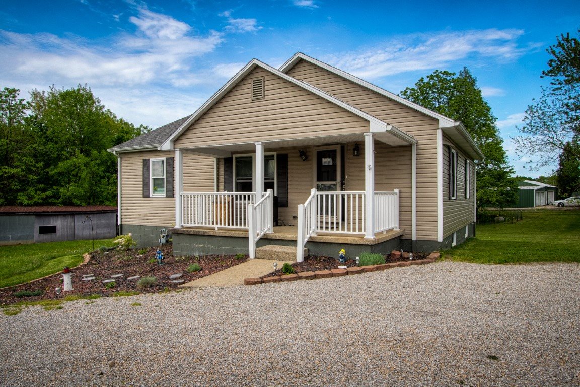 6044 North State Rte 61 Boonville, IN 47601 - Photo 1 of 31