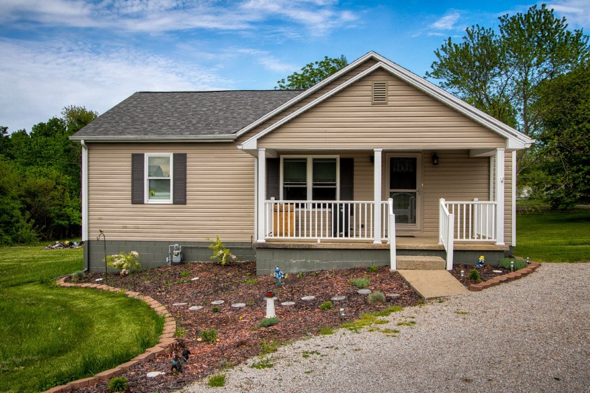 6044 North State Rte 61 Boonville, IN 47601 - Photo 27 of 31
