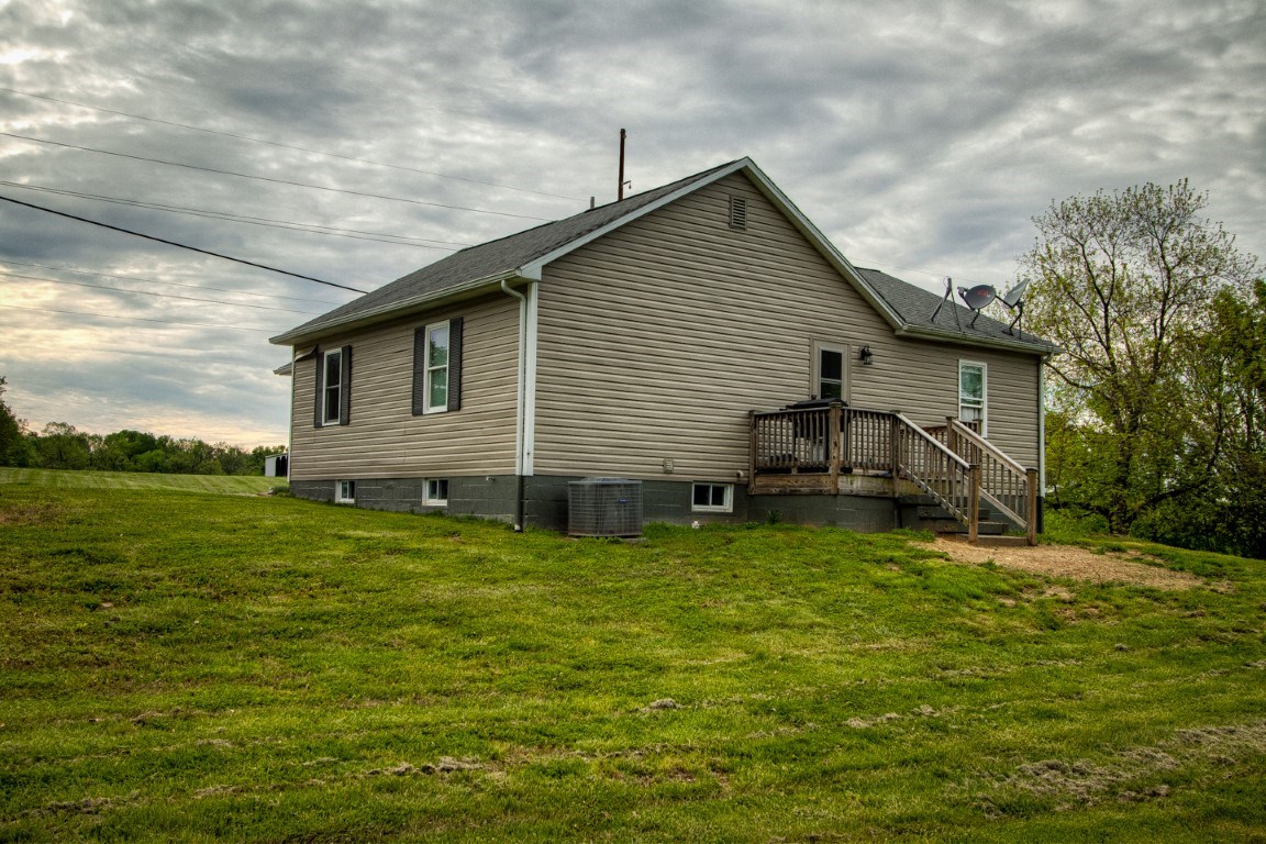 6044 North State Rte 61 Boonville, IN 47601 - Photo 29 of 31