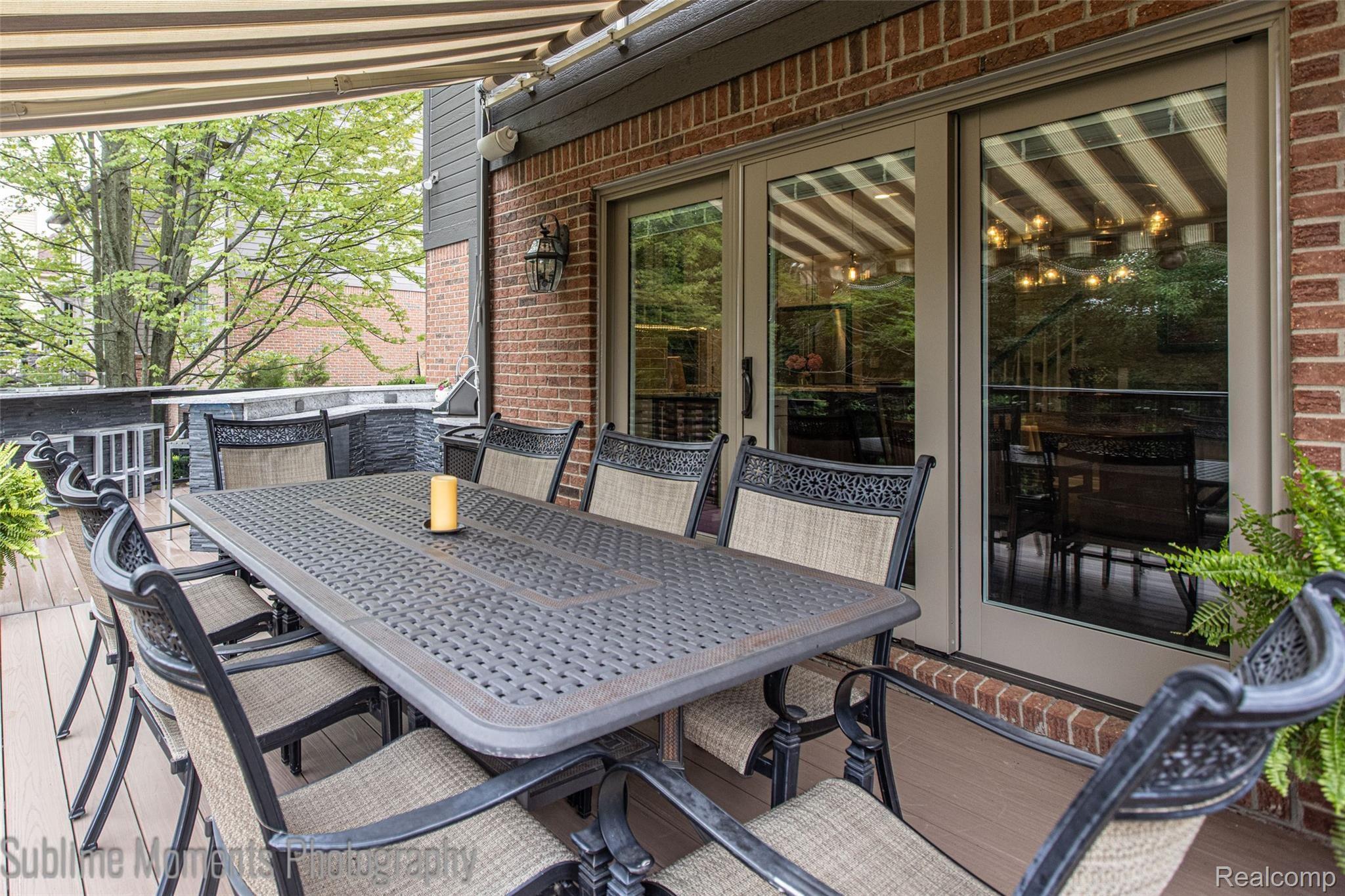 520 Springview Drive Rochester, MI 48307 - Photo 6 of 58 06 - Amazing Deck and Outdoor Bar.jpg