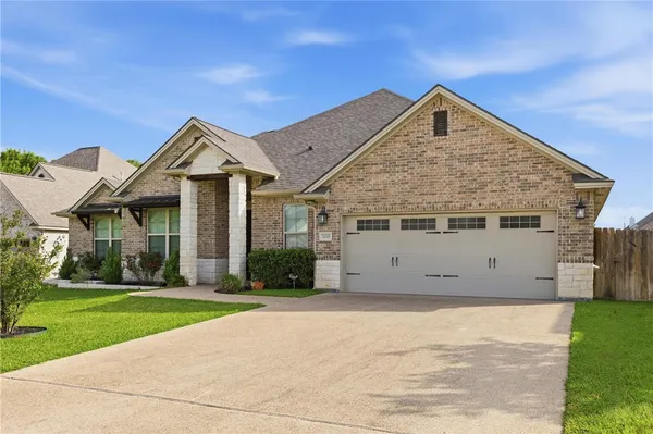 $579,900 | 3220 Middleburg Green, Bryan, TX 77808