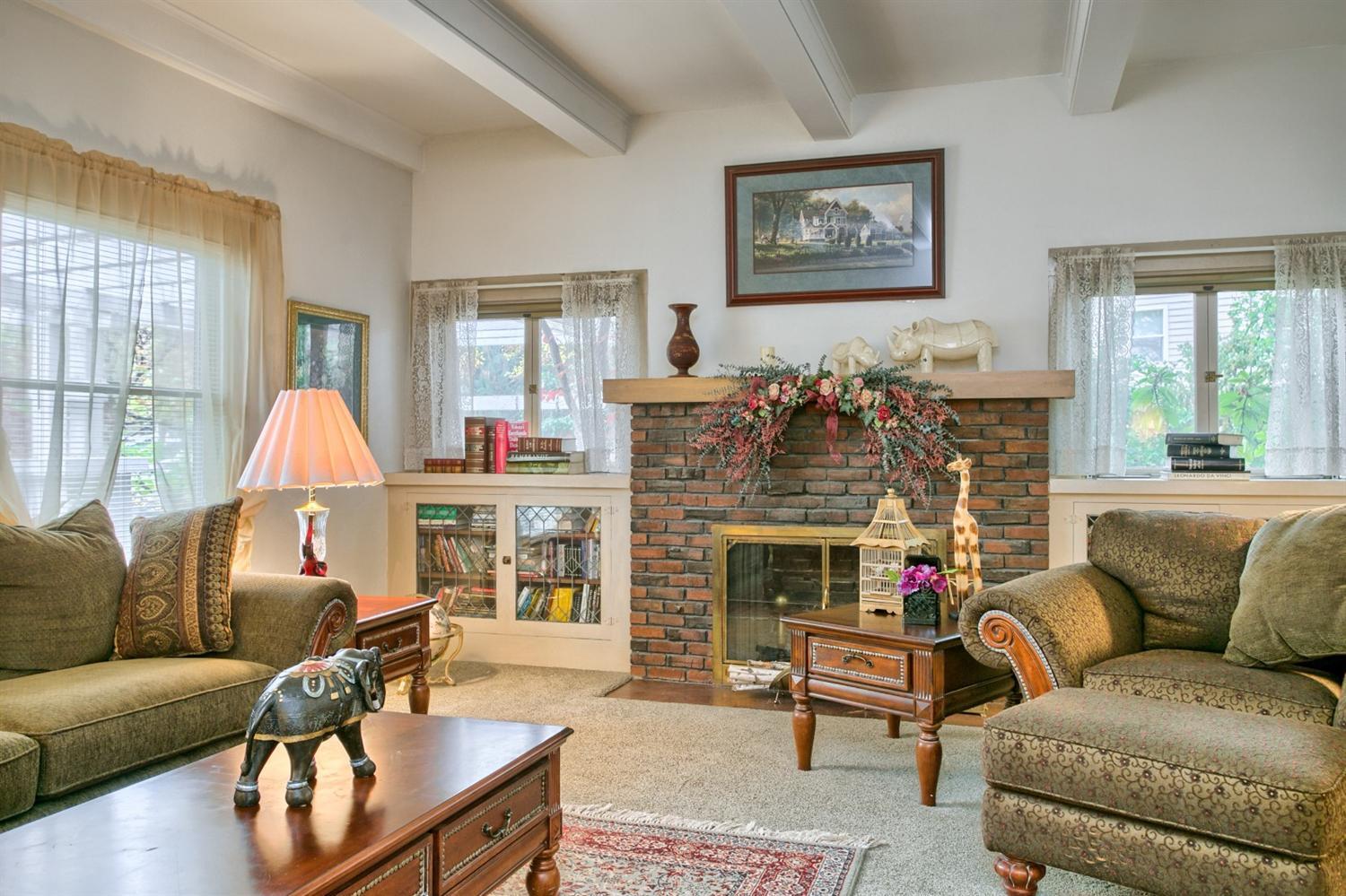 209 Crowson Road Ashland, OR 97520 - Photo 12 of 35 Gallery Image 12