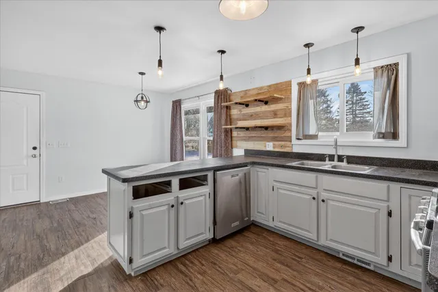 $250,000 | 13890 Sharon Valley Road, Grass Lake, MI 49240