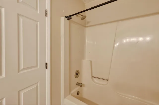 $250,000 | 13890 Sharon Valley Road, Grass Lake, MI 49240