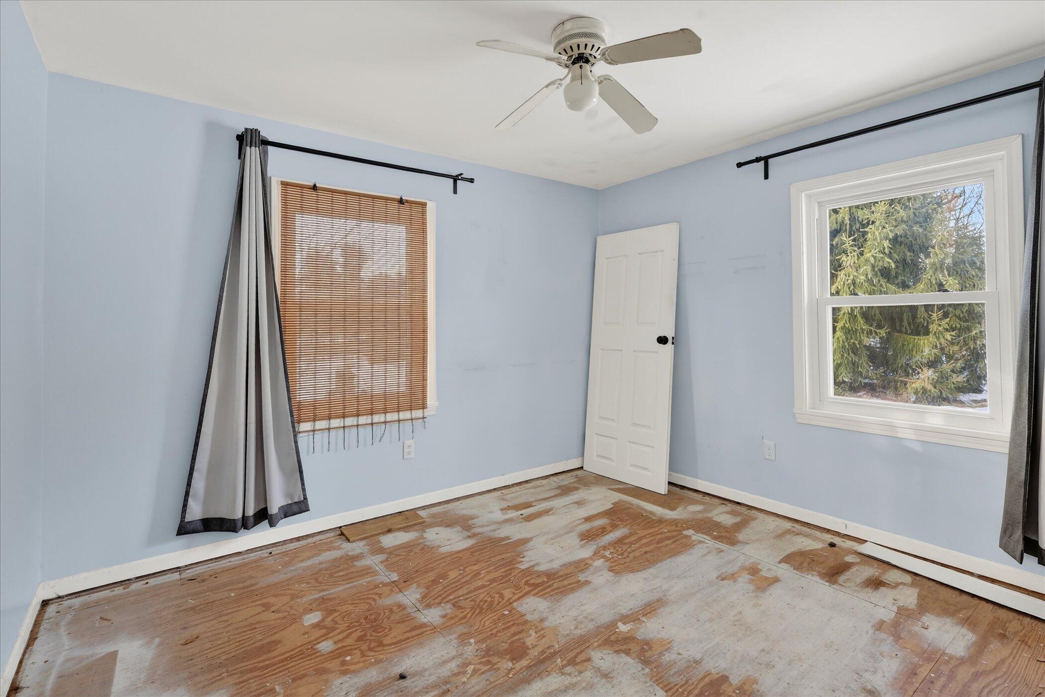 13890 Sharon Valley Road Grass Lake, MI 49240 - Photo 26 of 61 22-13890 Sharon Valley Rd Grass Lake-Win