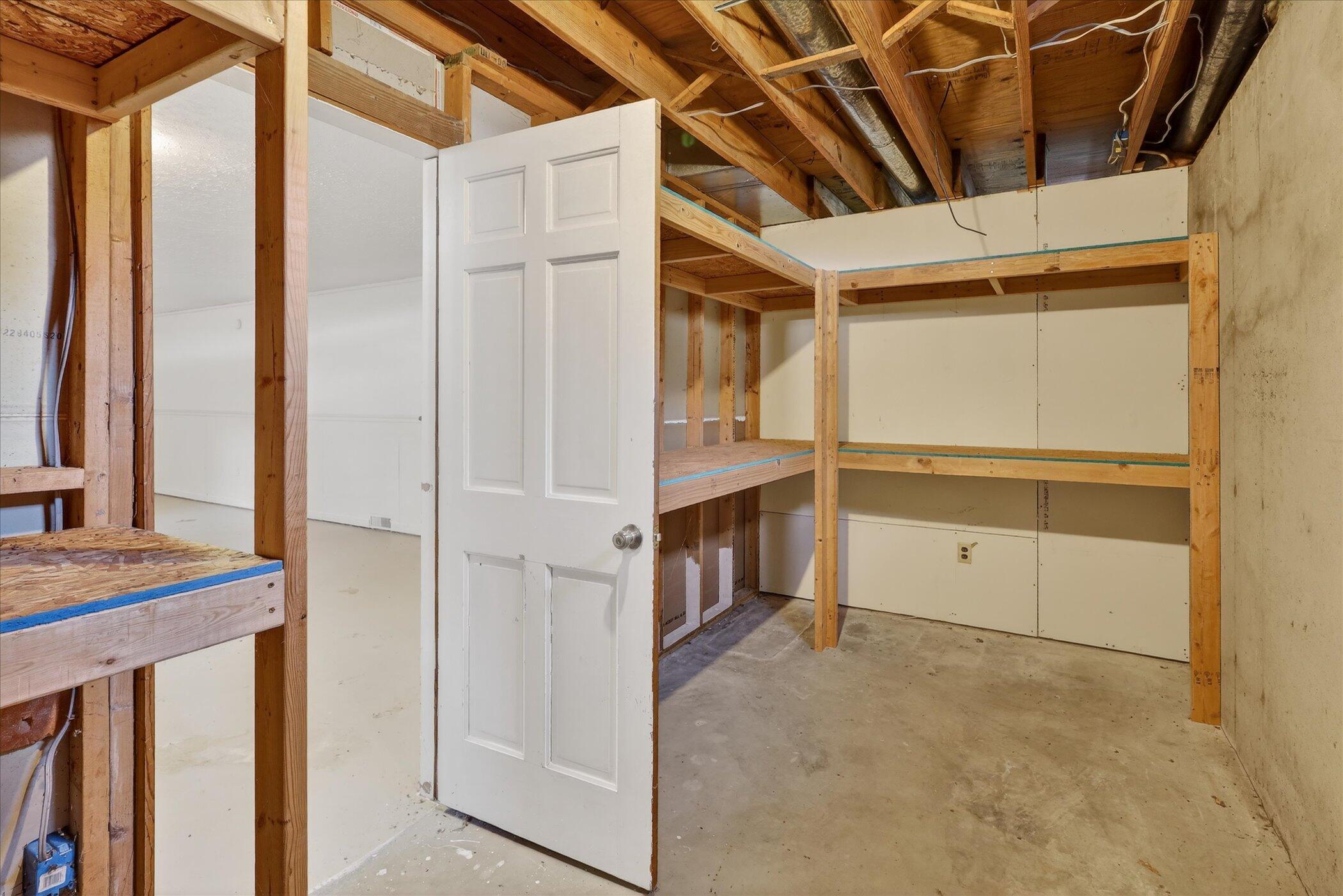 13890 Sharon Valley Road Grass Lake, MI 49240 - Photo 34 of 61 30-13890 Sharon Valley Rd Grass Lake-Win