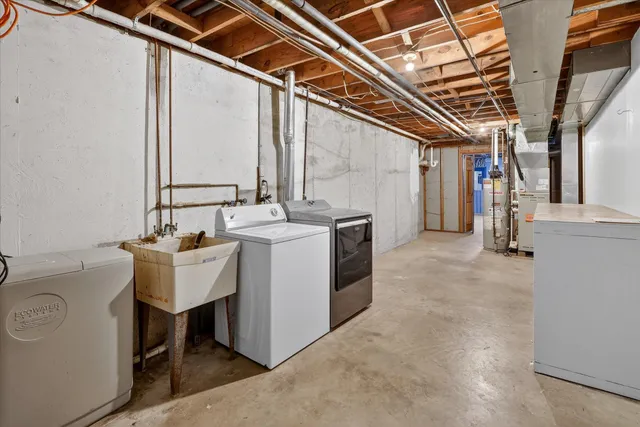 $250,000 | 13890 Sharon Valley Road, Grass Lake, MI 49240