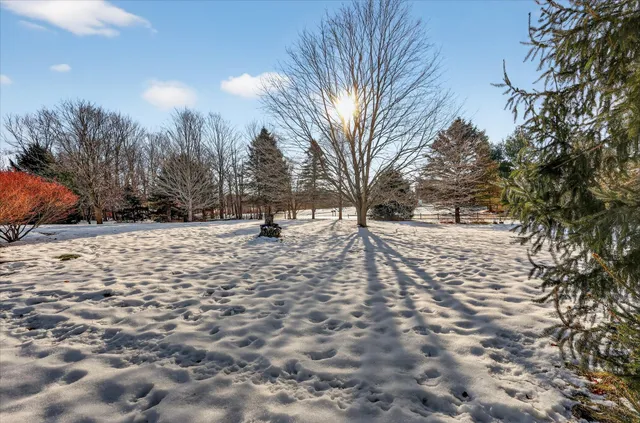 $250,000 | 13890 Sharon Valley Road, Grass Lake, MI 49240