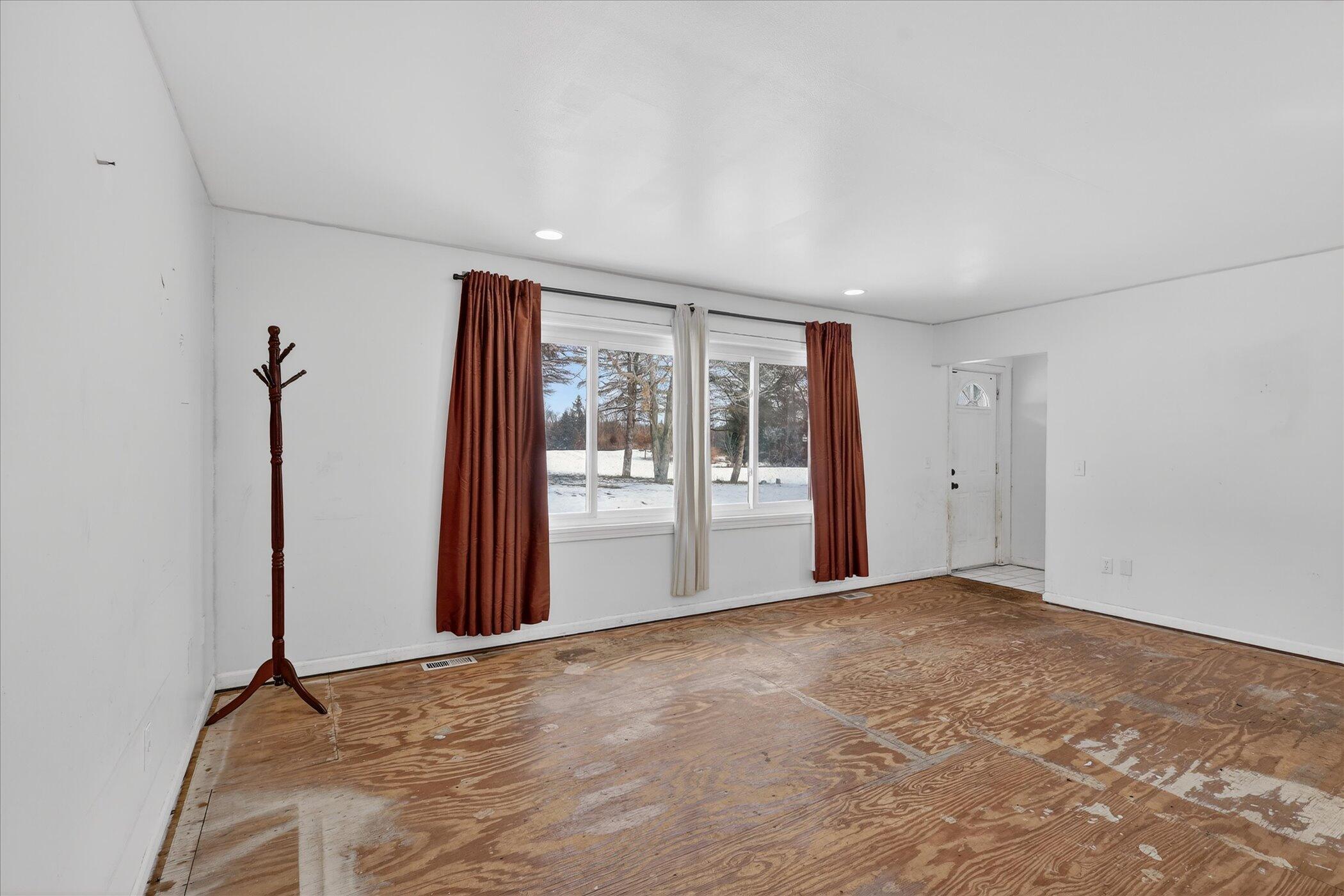 13890 Sharon Valley Road Grass Lake, MI 49240 - Photo 9 of 61 05-13890 Sharon Valley Rd Grass Lake-Win